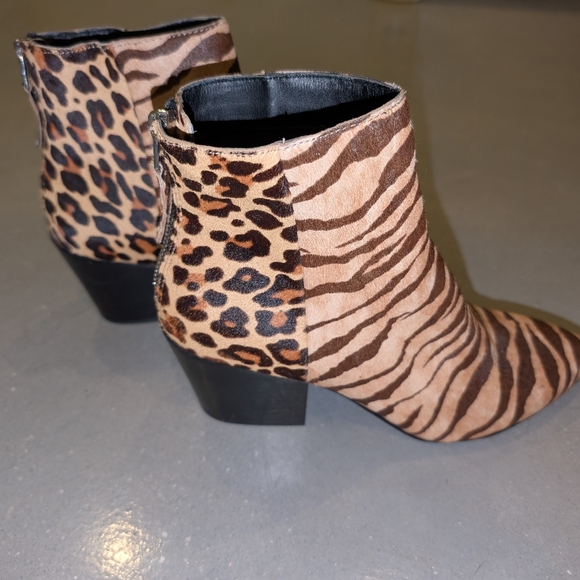 NWT Dolce Vita Leopard Zebra Bootie Boot Shoes 7.5 - Picture 2 of 6
